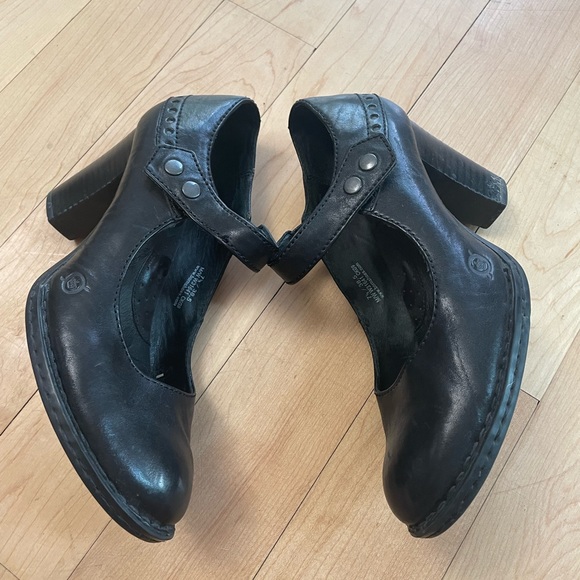 Born women’s black leather shoes 7.5 - Picture 3 of 8